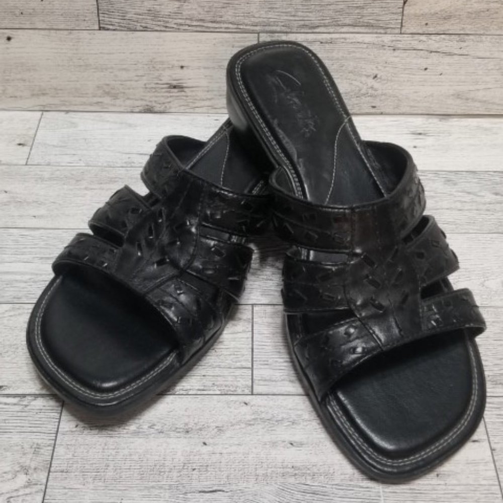Clarks Slide Sandals Comfort Shoes Womens Size 8M Black Slip On Open Toe Leather